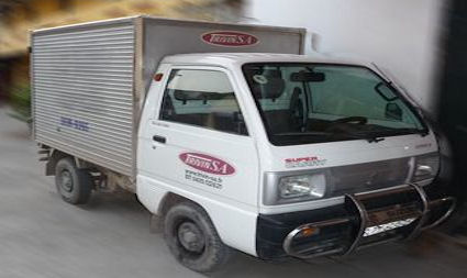 truck making deliveries Trivin Sa